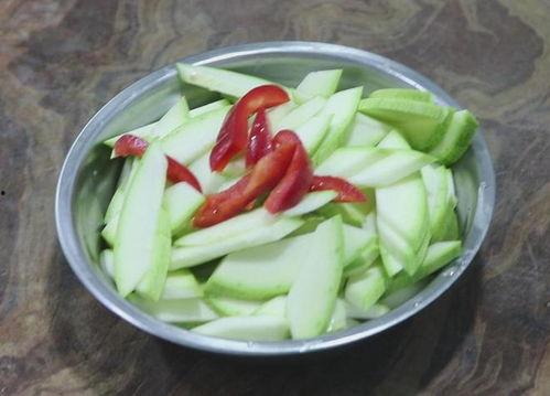 夏至西瓜季吃瓜,西瓜季的甜蜜盛宴  第3张