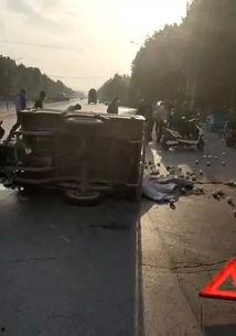 男子骑车吃瓜被车撞身亡,男子骑车吃瓜不幸遇车祸身亡  第3张