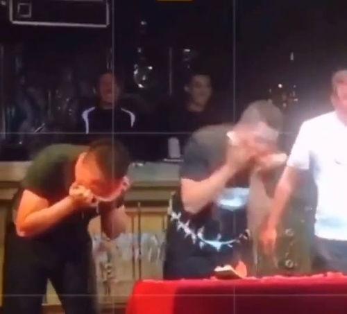 吃瓜大赛爆笑,笑料横飞，瓜田笑果连连  第2张