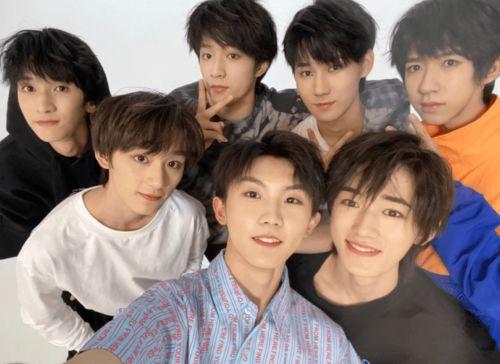 时代少年团18楼吃瓜,揭秘娱乐圈的瓜田秘闻