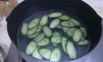 肉脸橙吃瓜,揭秘娱乐圈的幕后故事  第2张