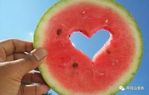 搞笑吃瓜问答,笑料百出！搞笑吃瓜问答大盘点