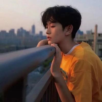 小众吃瓜头像男,那些独特的吃瓜男生头像背后的故事  第3张