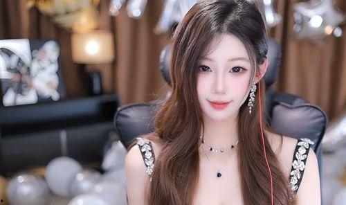 娱乐吃瓜女主播  第3张