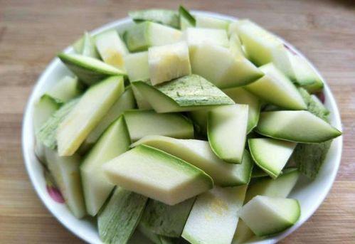 玉瓜可以炒菜吃,家常美味，营养满分  第2张