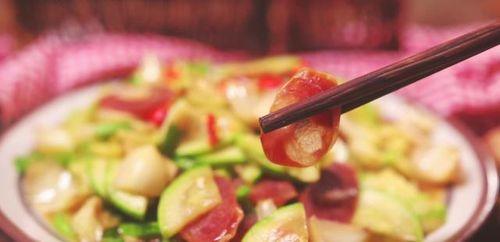 玉瓜可以炒菜吃,家常美味，营养满分  第3张