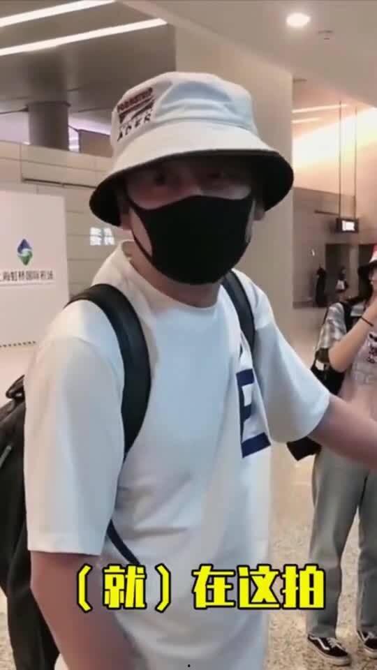 kkk吃瓜路人  第3张