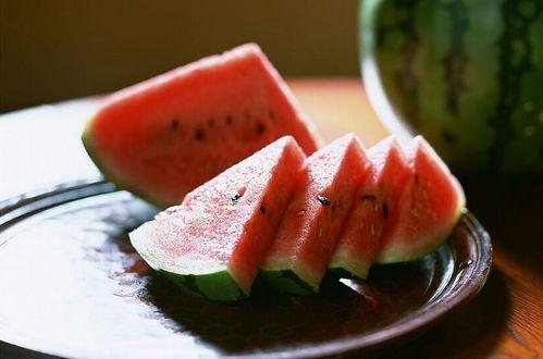 夏天吃瓜怎么防水,夏日吃瓜防水攻略  第2张