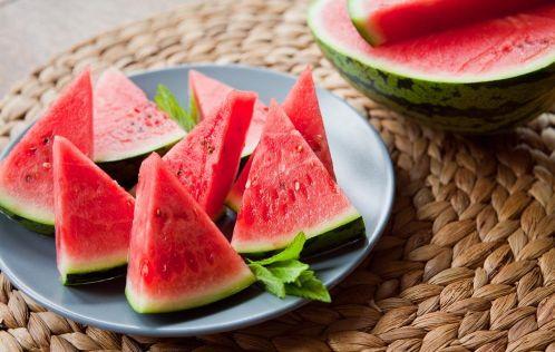 吃瓜群众拿好板凳,围观娱乐圈风云变幻  第3张