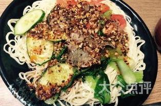 和平饭店吃瓜,揭秘民国风云中的吃瓜众生相  第3张