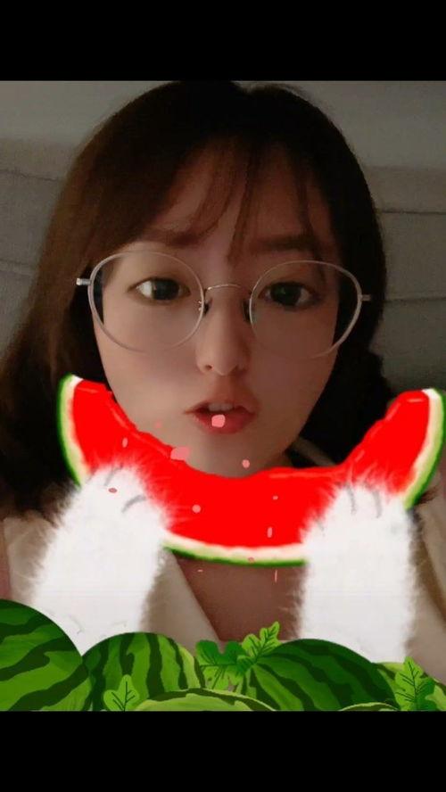 女生的吃瓜日常,揭秘娱乐圈那些事儿