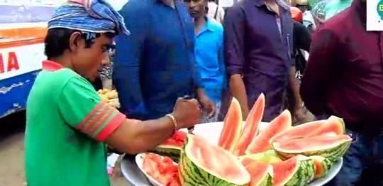 太原街头吃瓜,一网打尽街头趣闻  第2张