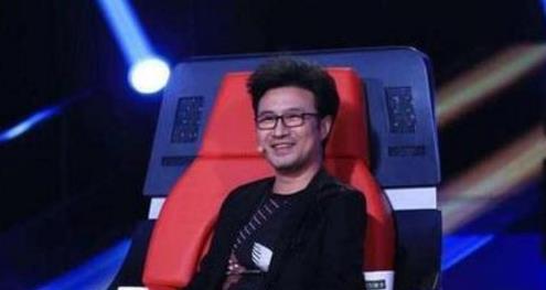 汪峰演唱吃瓜  第2张