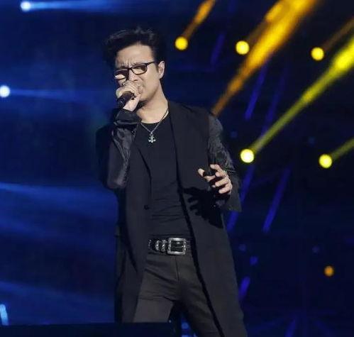 汪峰演唱吃瓜  第3张